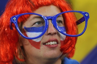 Illustration for article titled Tackiness Is Universal: Fandom Meets Fashion At The World Cup